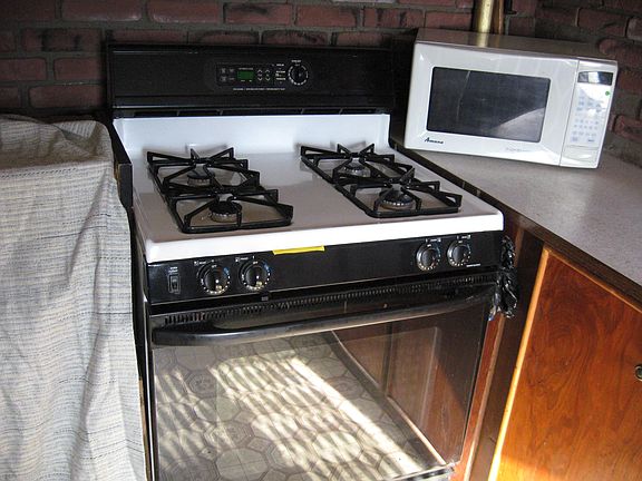 Electrionic pilot -gas stove