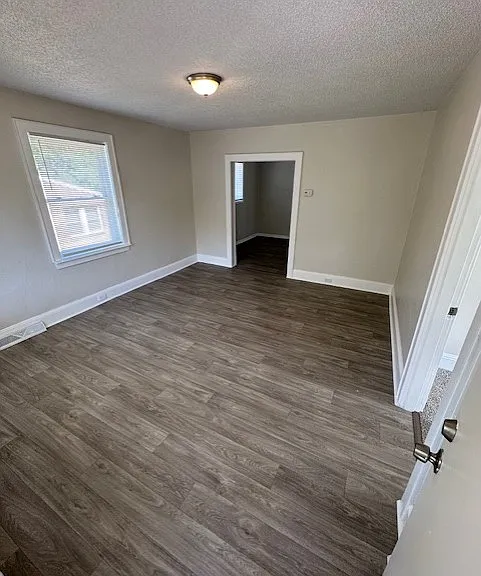 557 3rd Ave — Photo 9