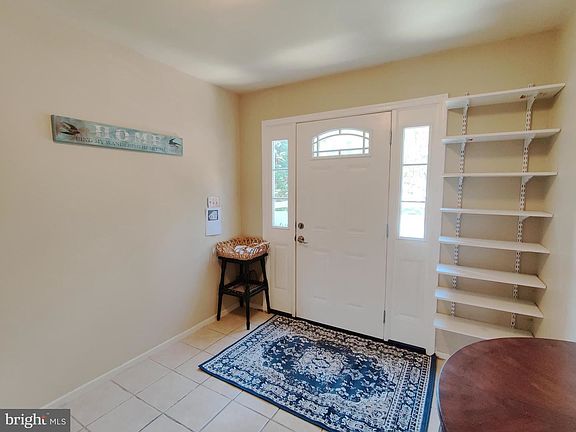 4th image of 827 Ivy League Ln #20-113