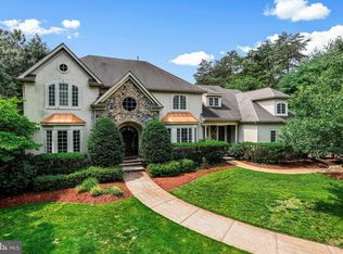 9 Woodglen Ln, Voorhees, NJ 08043
