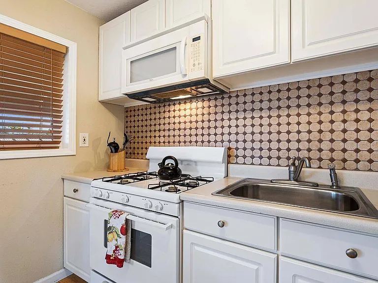 75-6008 Alii Dr #221 — Photo 7