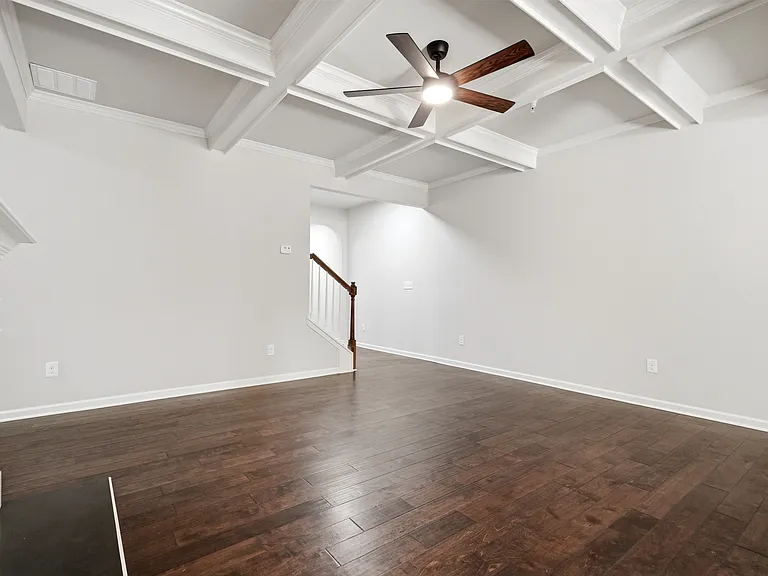 2244 Spicy Pine Ln — Photo 9