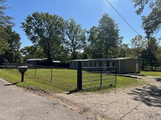 1st image of 3670 Gertrude Dr