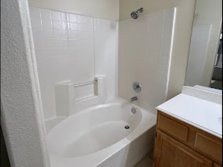 404 Sanibelle Cir #22 — Photo 9