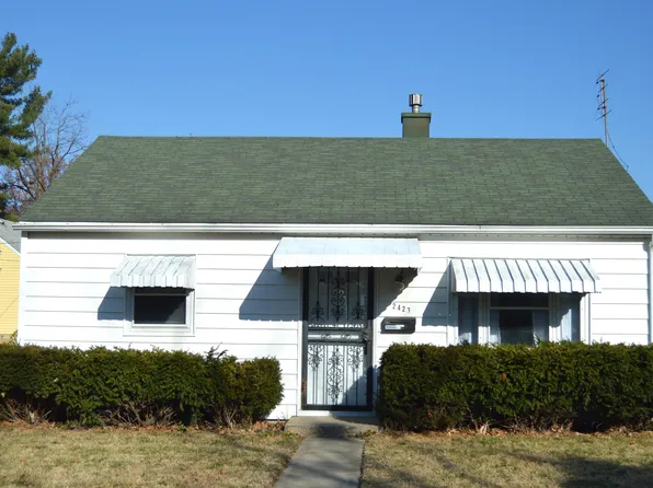 2423 Charlotte Ave, Fort Wayne, IN 46805