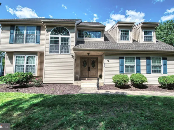 139 Mallard Dr W, North Wales, PA 19454