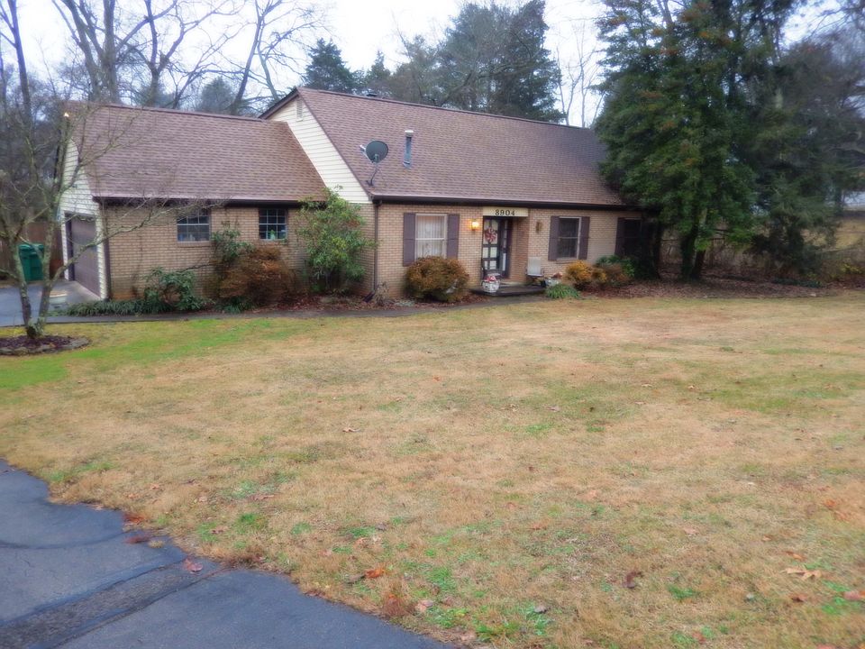 1st image of 8904 Farne Island Blvd
