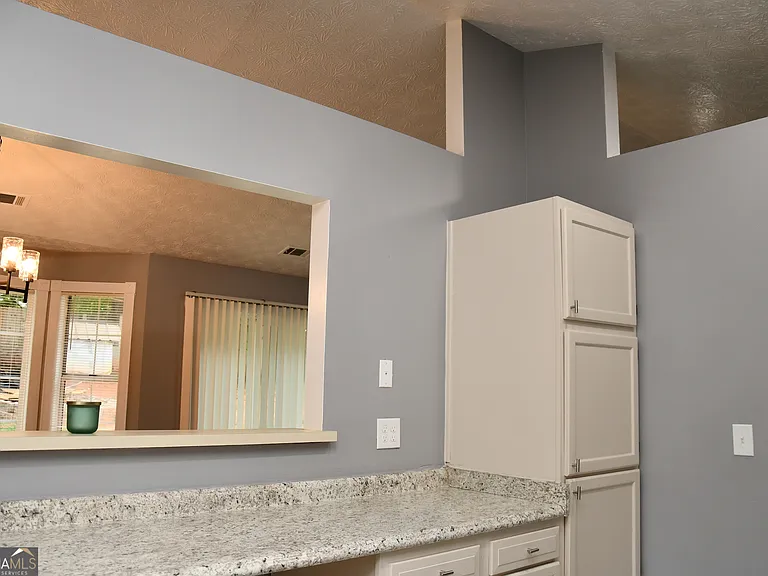 5932 Homestead Cir — Photo 39