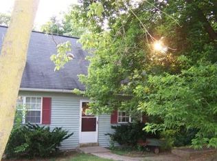 878 Hilltop Dr, Mount Joy, PA 17552