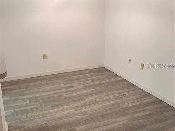 5th image of 5612 Pinnacle Heights Cir APT 106