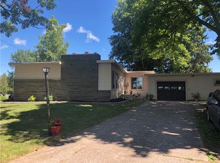 88 Bailey Rd, Hilton, NY 14468