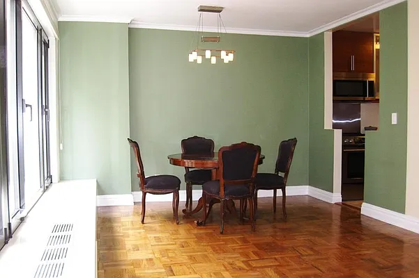 Rented by Corcoran | media 18