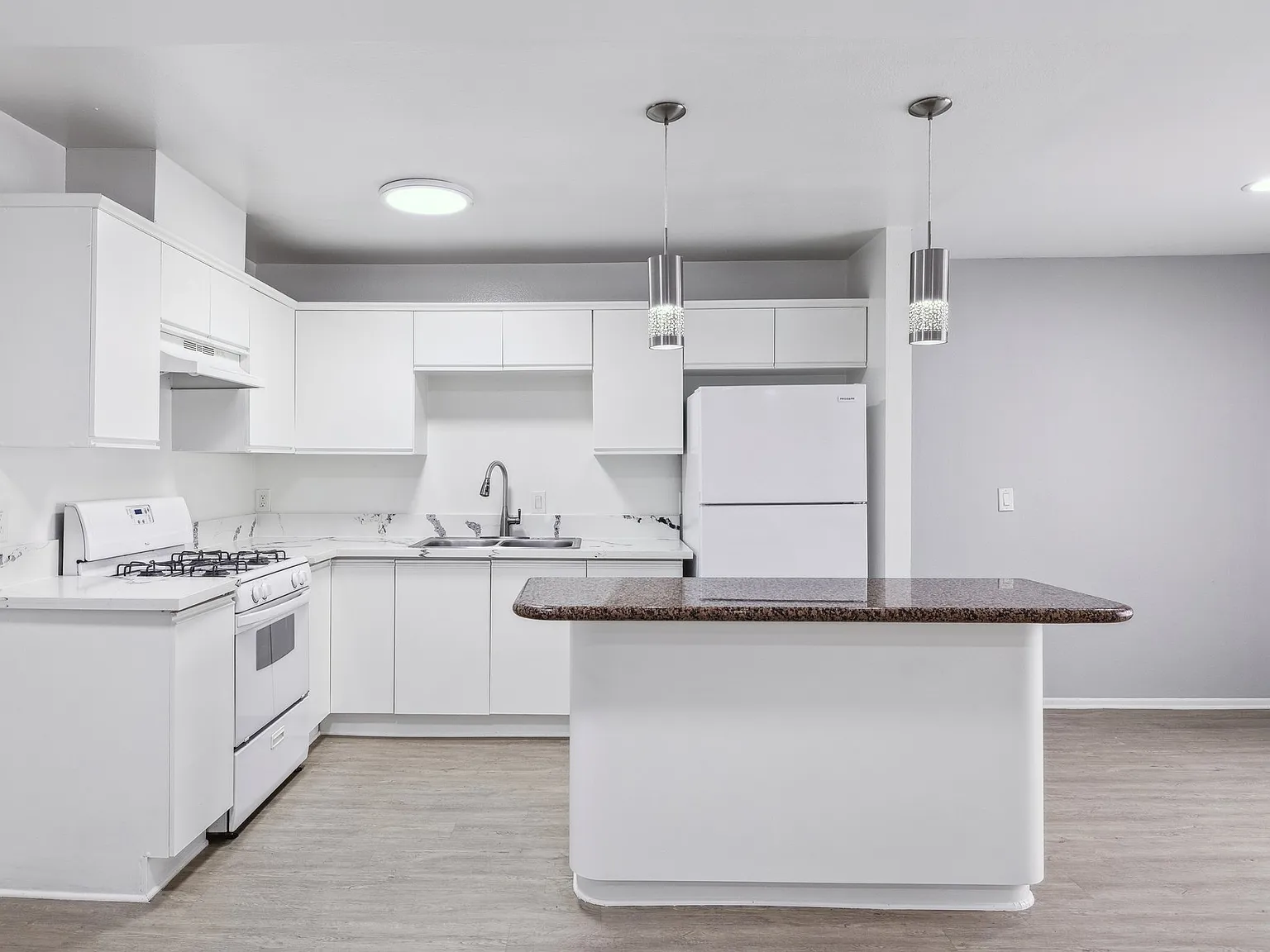 Berendo Apartments — Photo 4
