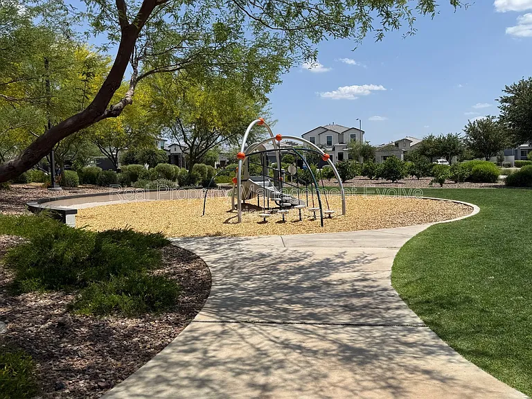 5118 E Anderson Dr — Photo 34