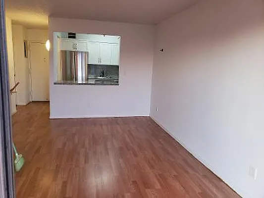 Rented by US # 1 Realty | media 21