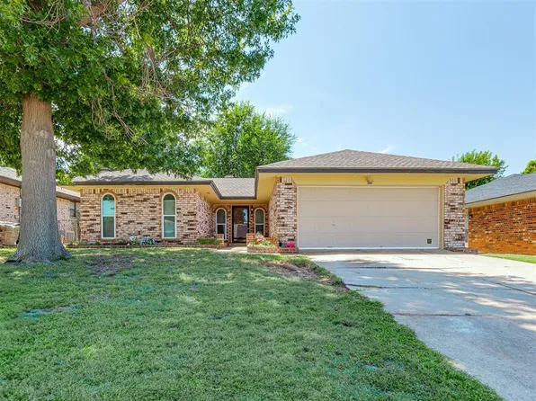 408 Linda Ln, Yukon, OK 73099