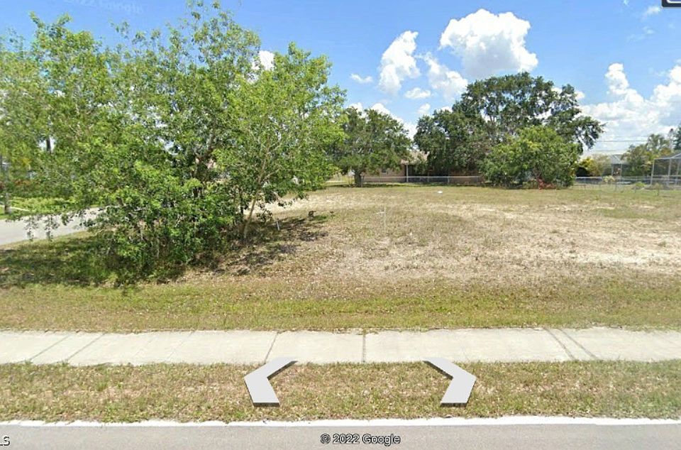 2nd image of 1427 Academy Blvd