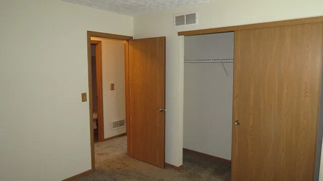 1106 Rendezvous Ln — Photo 16