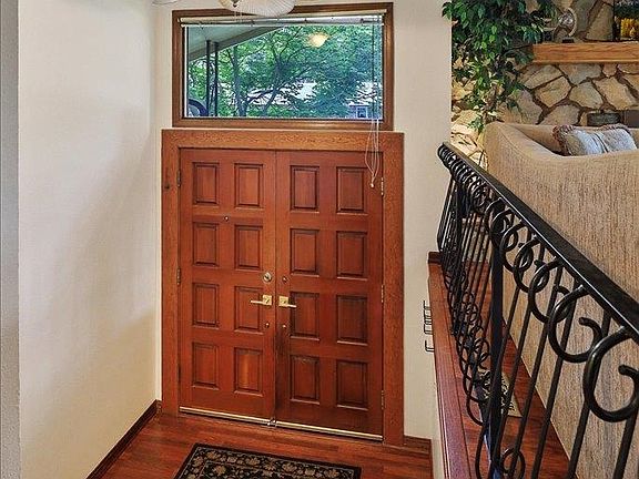 3rd image of 11914 N Fairwood Dr
