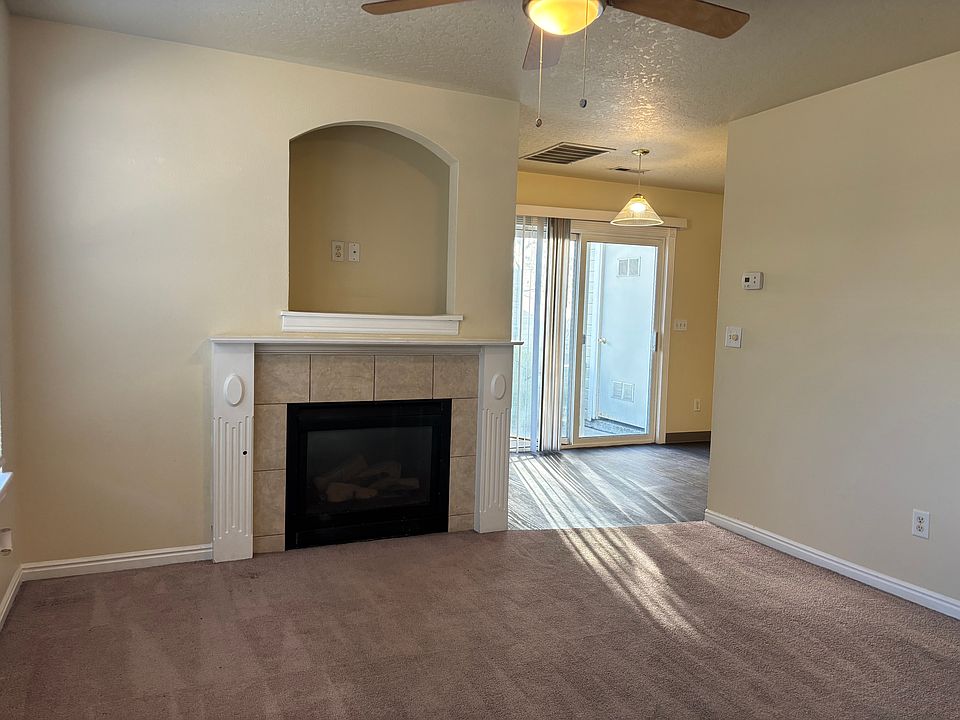 1st image of 1309 S Ivy St APT 101