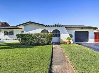 1610 NW 121st Ave, Pembroke Pines, FL 33026