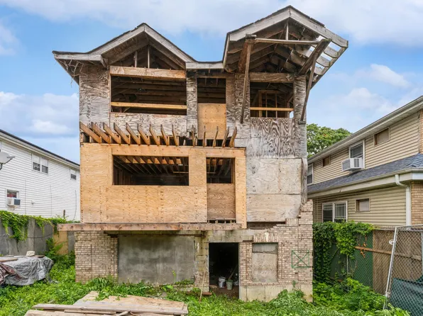 13043 129th St, South Ozone Park, NY 11420