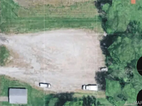200 Veterans Dr, Millstadt, IL 62260
