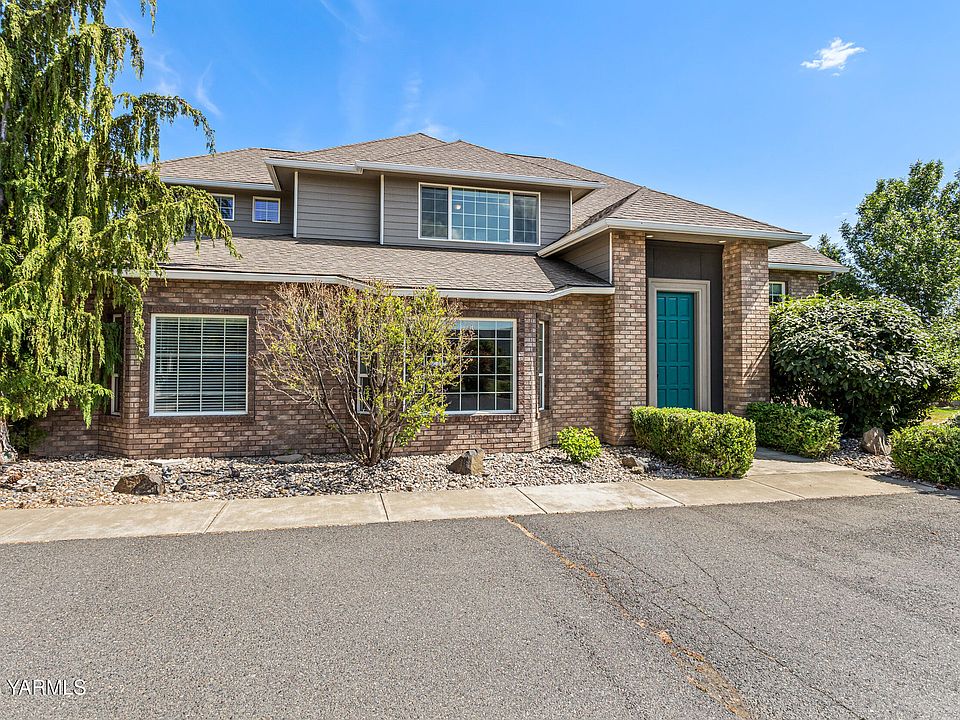 1st image of 11401 Amber Crest Pl
