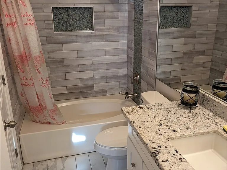 1830 N Buffalo Dr #2015 — Photo 6