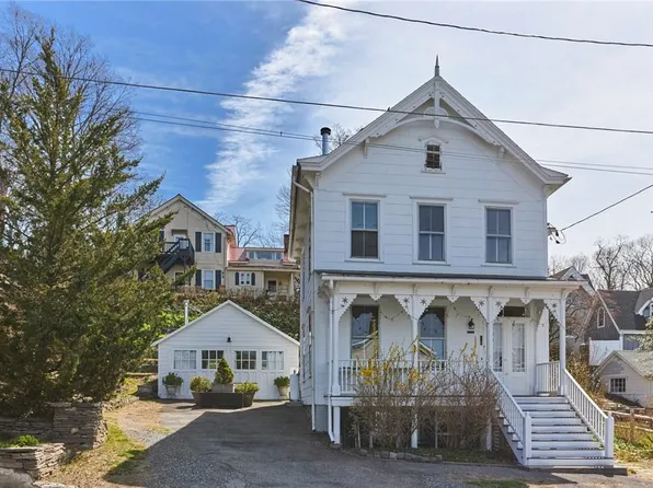 16 Charles Street, Rhinecliff, NY 12574