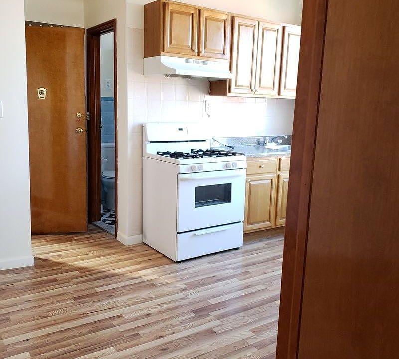 1st image of 25-25 44th St #3
