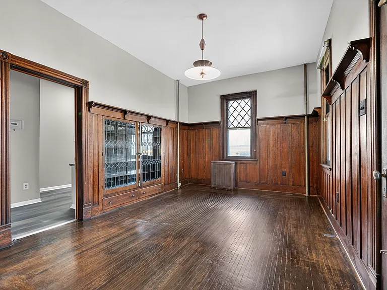 265-267 E Bertsch St #1 — Photo 3