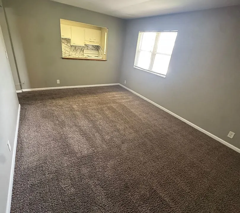 Hikes Point Apartments