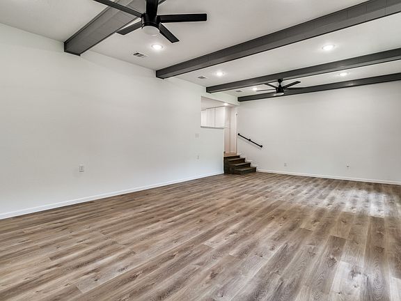 5th image of 1010 N Grant Dr
