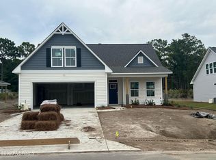 38 W Weatherbee Way, Hampstead, NC 28443