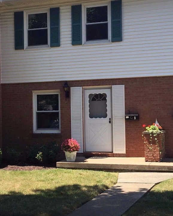 1st image of 1405 McKinley St #D-2