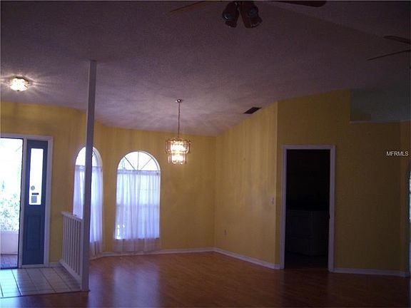 5th image of 6223 Bonaventure Ct