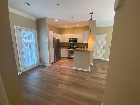 5th image of 8256 Station Village Ln #2403