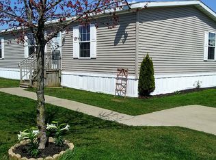4310 Sussex Pl, Wayland, MI 49348