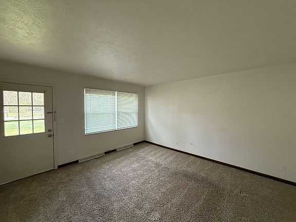 Unit Photo
