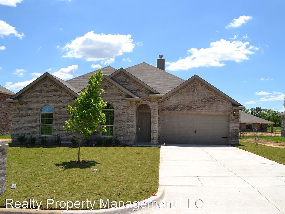 1st image of 3709 Caladium Ln