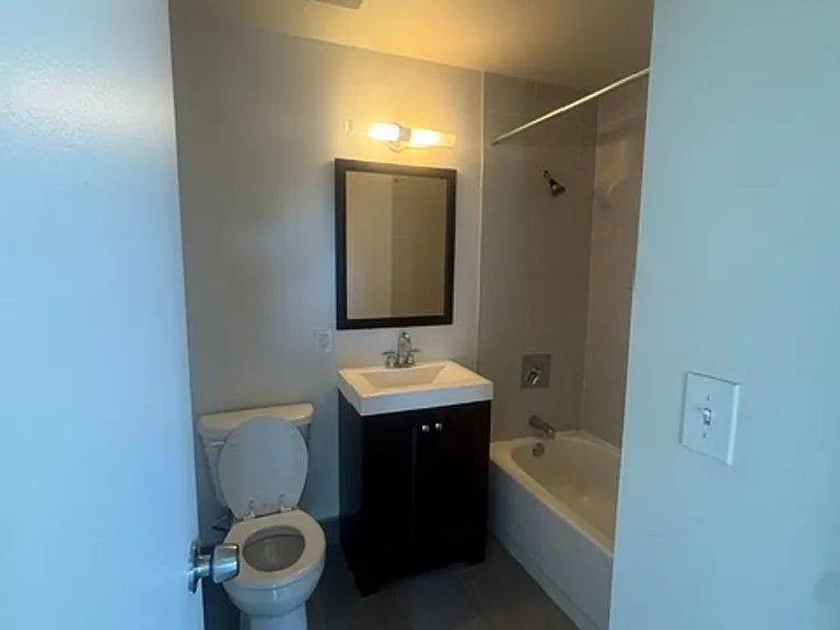 SilverBrick Lofts — Photo 29
