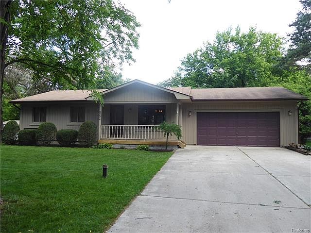 1st image of 9204 Gladys Ave