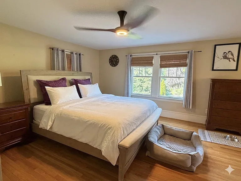 410 Marrett Rd — Photo 11
