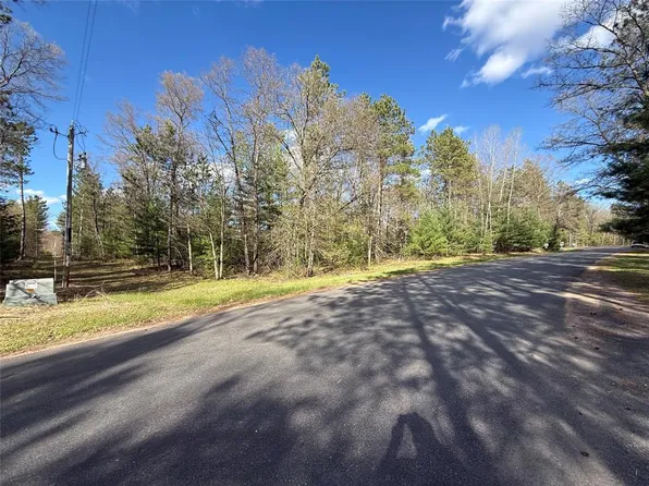 8667 Lakeside Road, Willard, WI 54493