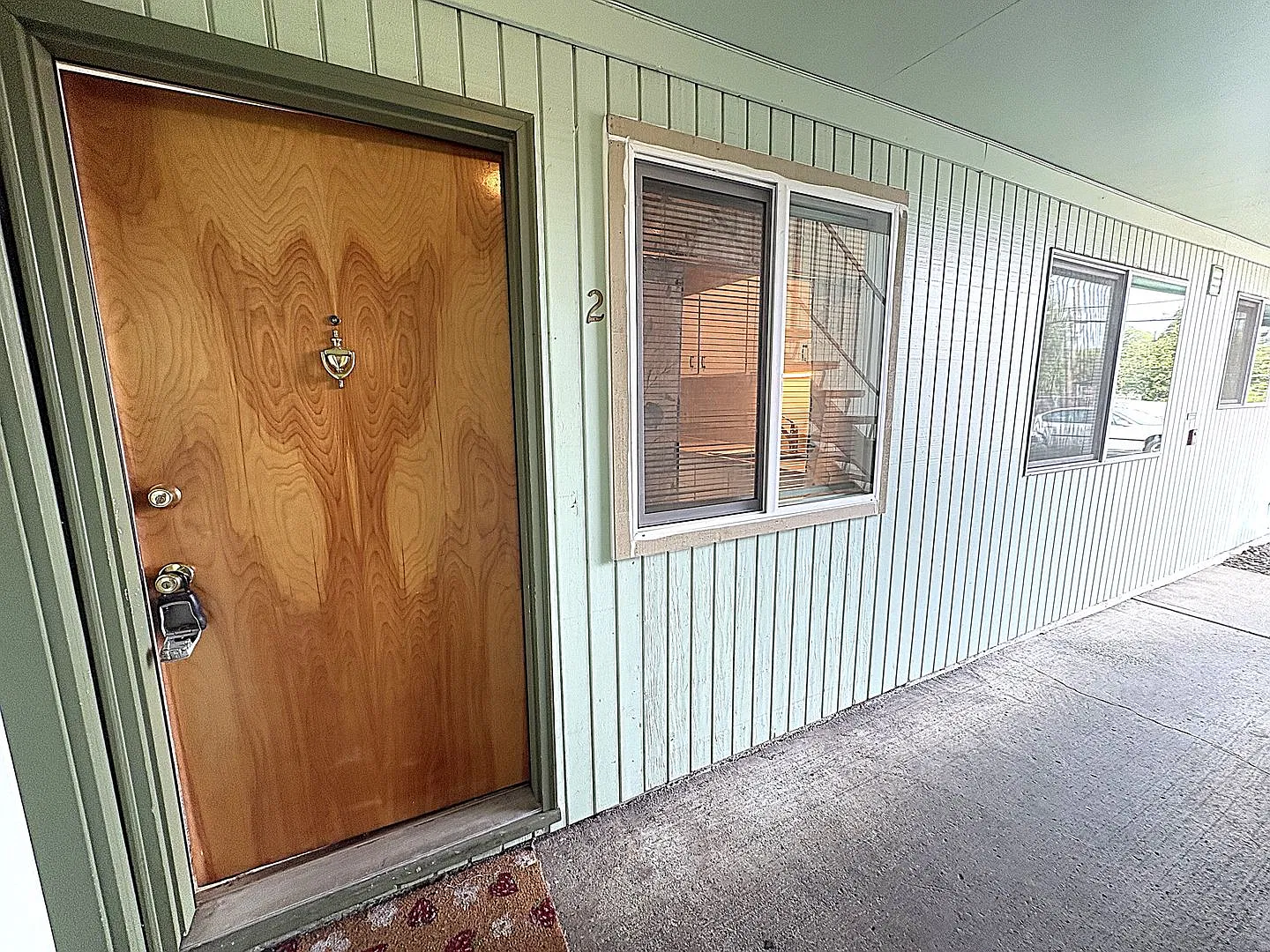 Lafayette — Photo 2