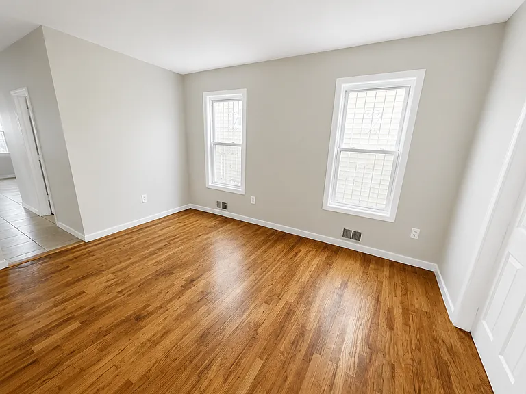 461 14th Ave #1 — Photo 11