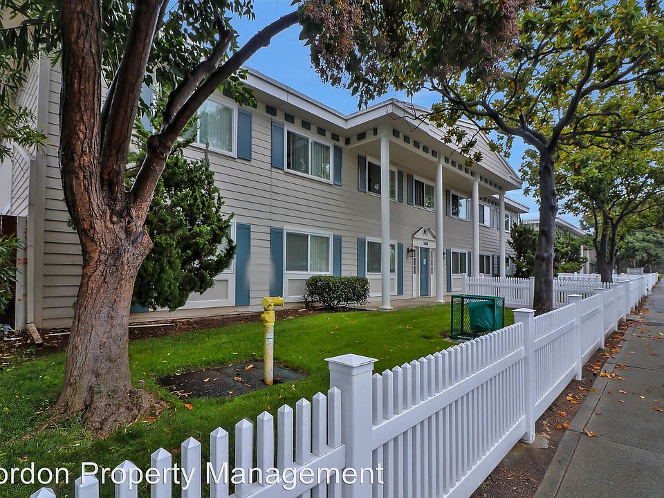 2nd image of 1616 Hollenbeck Ave APT 10
