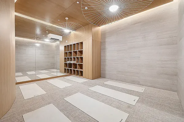 Rented by Watermark Capital Management LLC | media 19