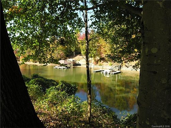 3rd image of 108 Shore Mist Ct